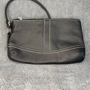NWOT Vintage Coach Black Leather Wristlet